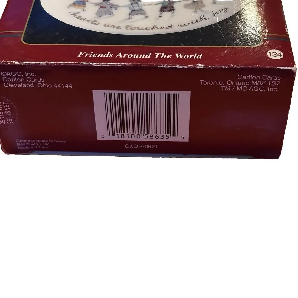 CARLTON CARDS CHRISTMAS ORNAMENT HEIRLOOM COLLECTION FRIENDS AROUND THE WORLD